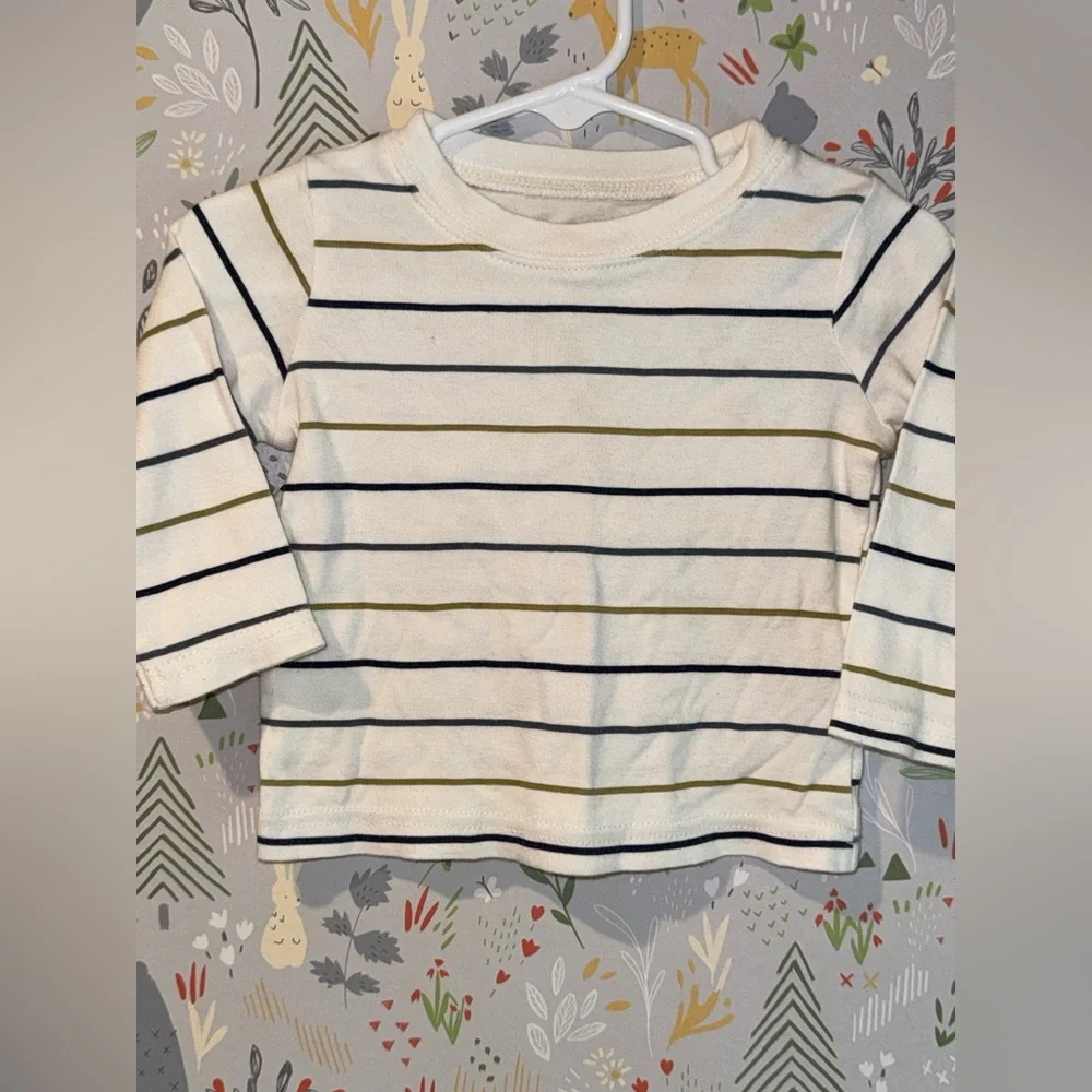 Carter’s 2 Piece Teddy Bear Overalls and Striped Shirt Set 6-9 Months - Picture 7 of 7